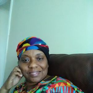 Meet your Posher, Cynthia